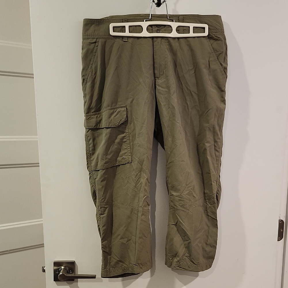 Waist 16" Columbia Olive Cargo Pants